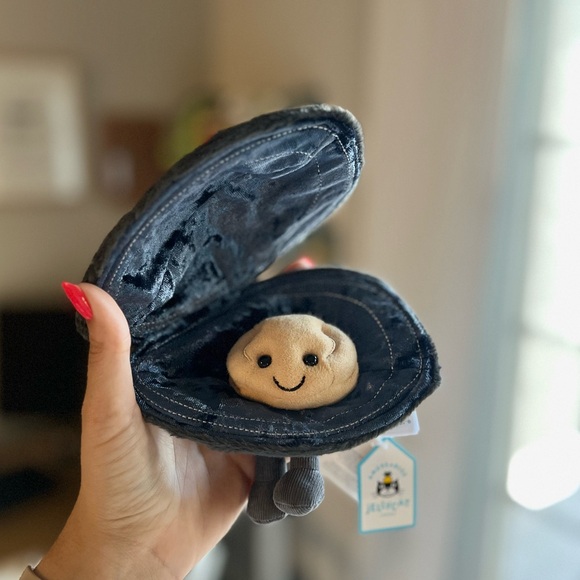 Jellycat Other - Jellycat Amuseables Michelle Mussel - Authentic & NWT! - LAST ONE AVAILABLE!!